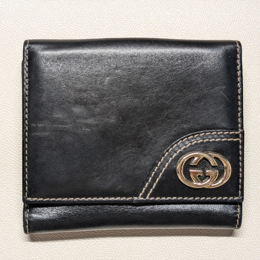 Gucci leather wallet black